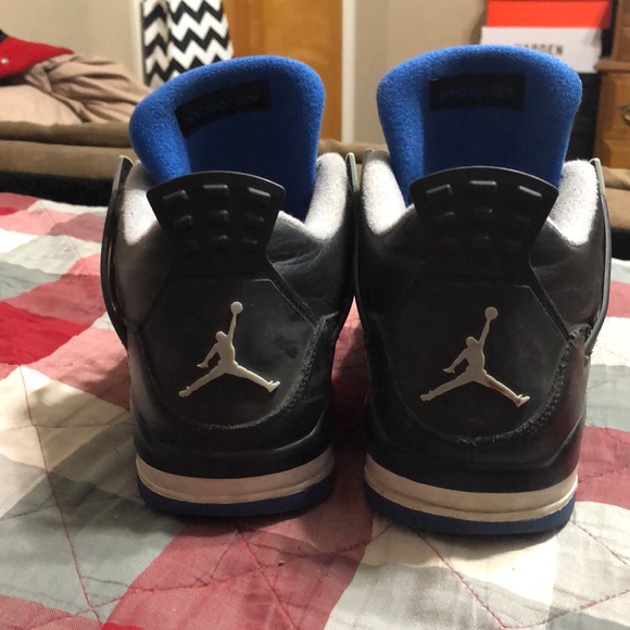 Retro 4 - Picture 2 of 3